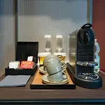 Mimesis 11 - Boutique