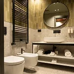 Mimesis 11 - Boutique 4*