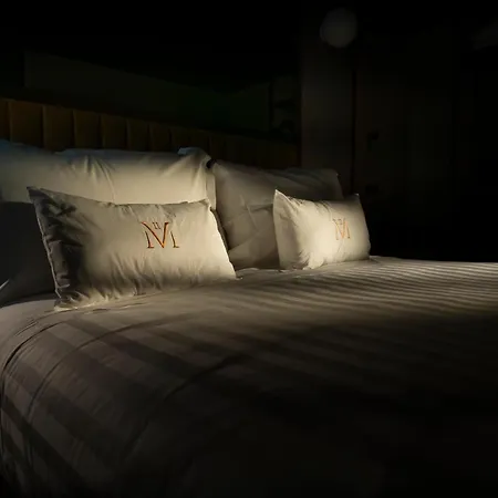 Mimesis 11 - Boutique 科莫