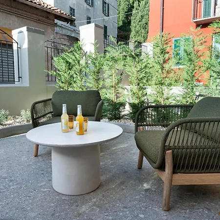 Mimesis 11 - Boutique Como