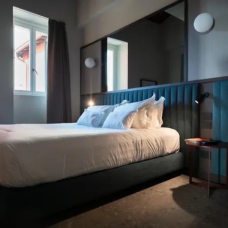 Mimesis 11 - Boutique 科莫