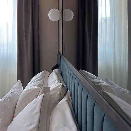 Mimesis 11 - Boutique Hotell