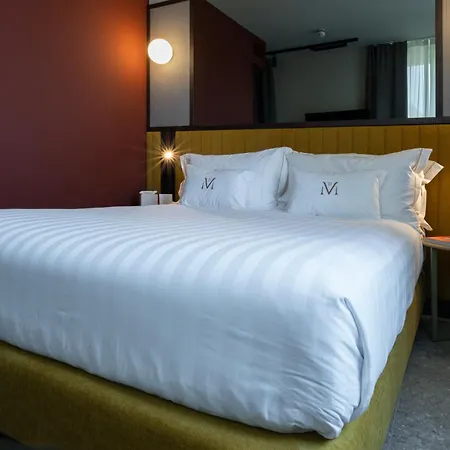 Mimesis 11 - Boutique 4*