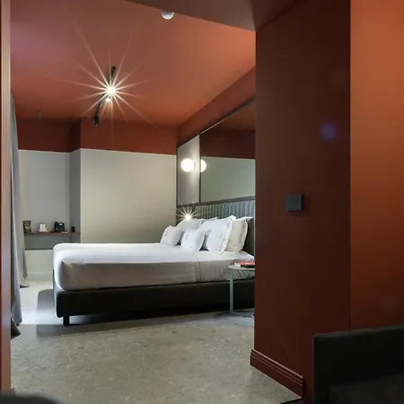 Mimesis 11 - Boutique Hotell