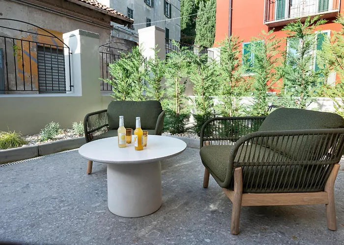 Mímesis 11 - Boutique Como