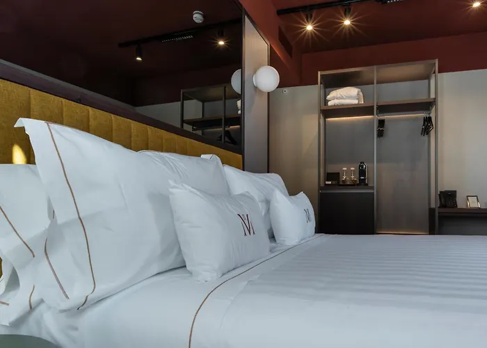 Mimesis 11 - Boutique 4* Como