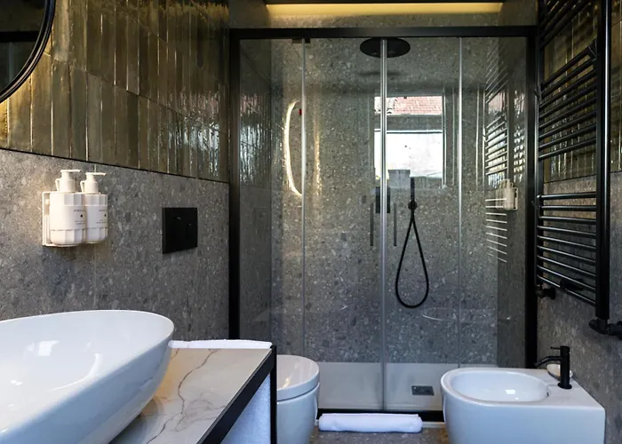 Mimesis 11 - Boutique Hotell Como