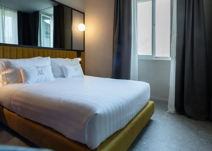Mimesis 11 - Boutique Como